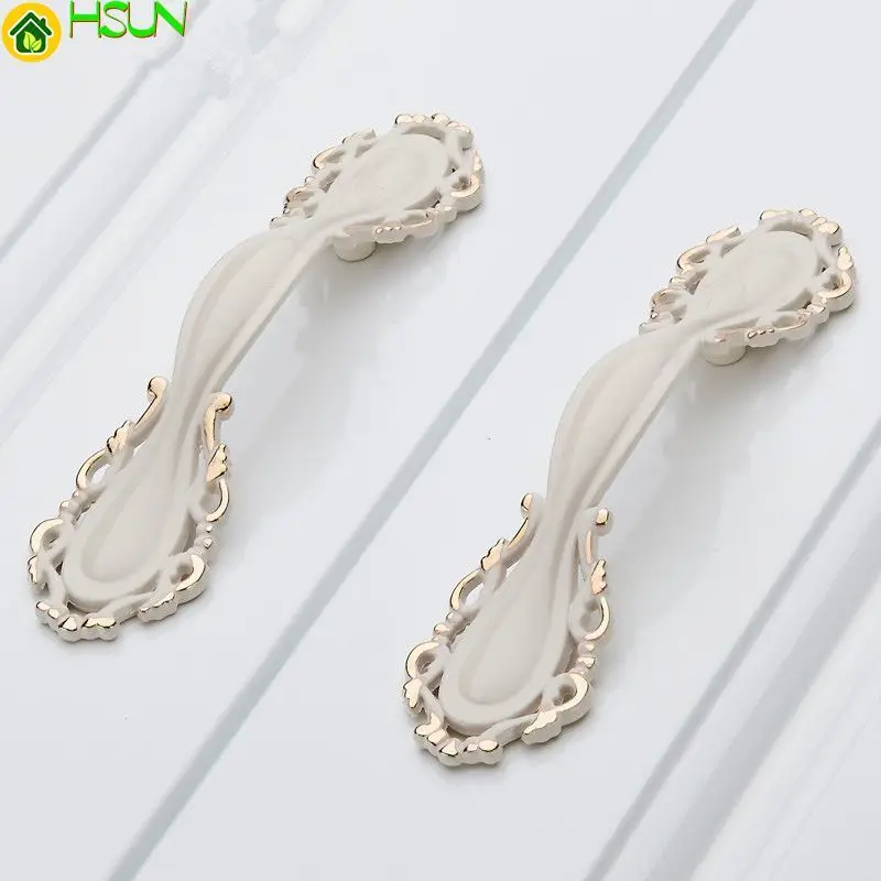 

Chic Shabby Drawer Dresser Pulls Handle Lvory White Gold Kitchen Cabinet Handle Furniture Hardware