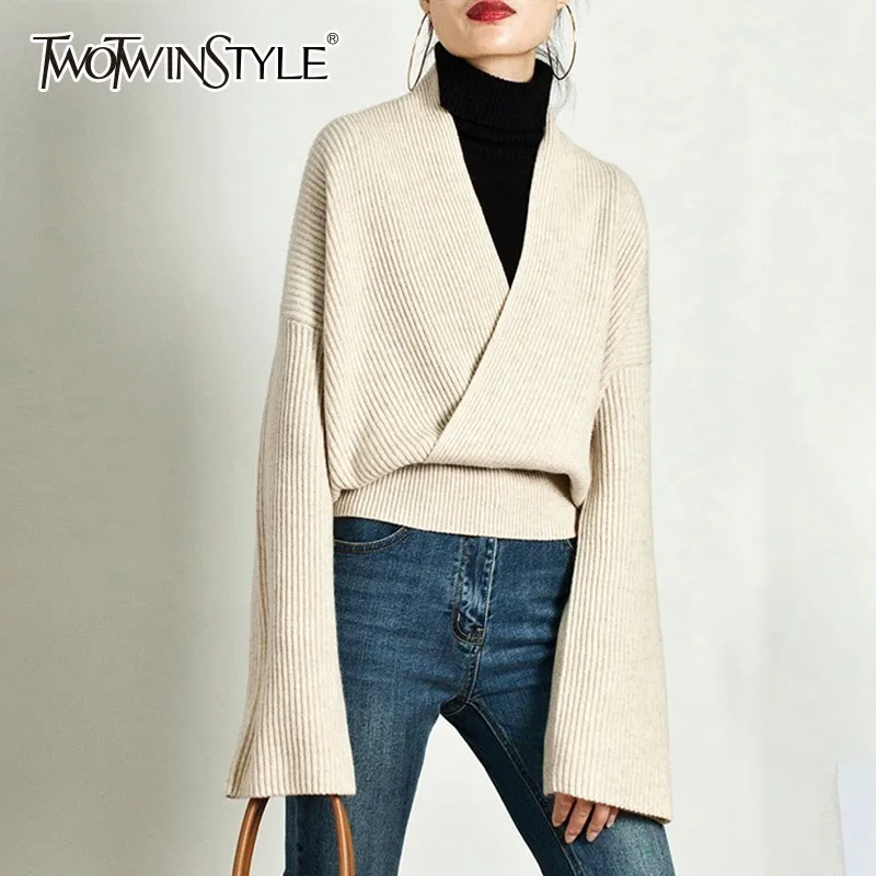 TWOTWINSTYLE Elegant Knitting Sweater Women Long Sleeve V Neck Pullover Tops Female Casual Fashion Knitwear 2018 Autumn Tide