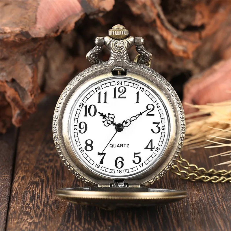 Retro Mens Pocket Watch Hunting Pattern Classic Arabic Numeric Scale Pocket Watch with Chains Convenient Practical for Men Women photo