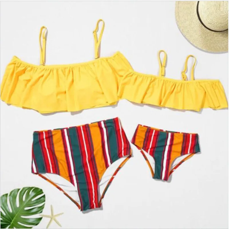 Одинаковые летние комплекты для купания всей семьи модные короткие топы в