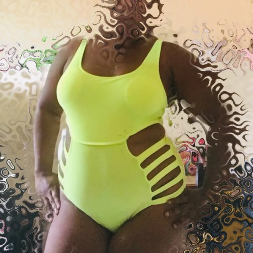 

Neon Green Plus Size Swimsuits For Women Bandage Swimming Suit For Women Scoop Neck Padded Bathing Suits 2019 Pool Beachwear