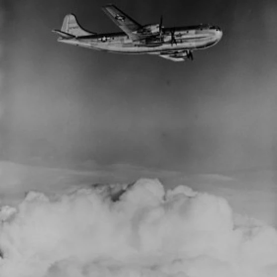 Boeing C-97 Stratofreighter long range heavy military cargo aircraft based on B-29 bomber Poster Print (18 x 24) | Дом и сад