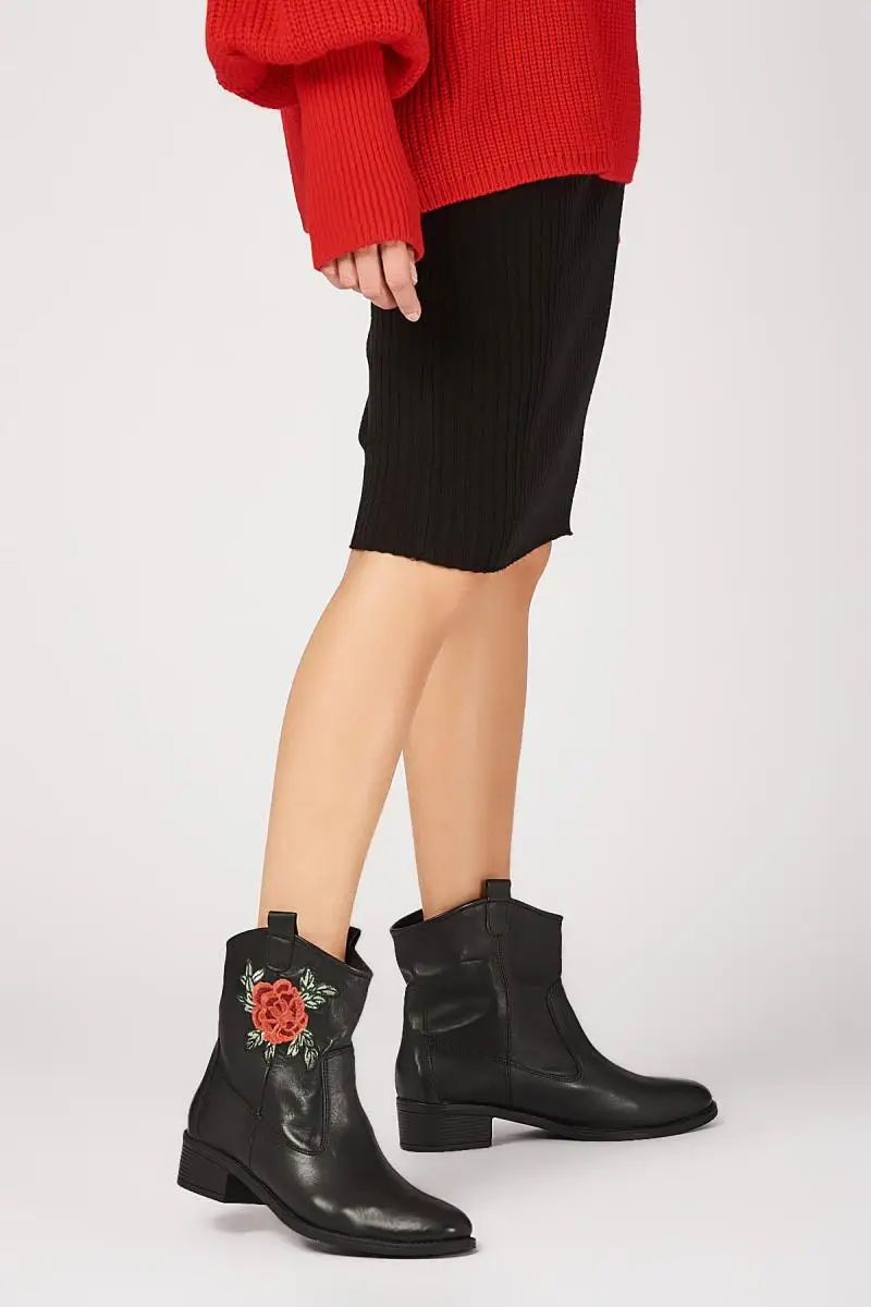 

Bambi Genuine Leather Black Women 'S Boots E0220106903