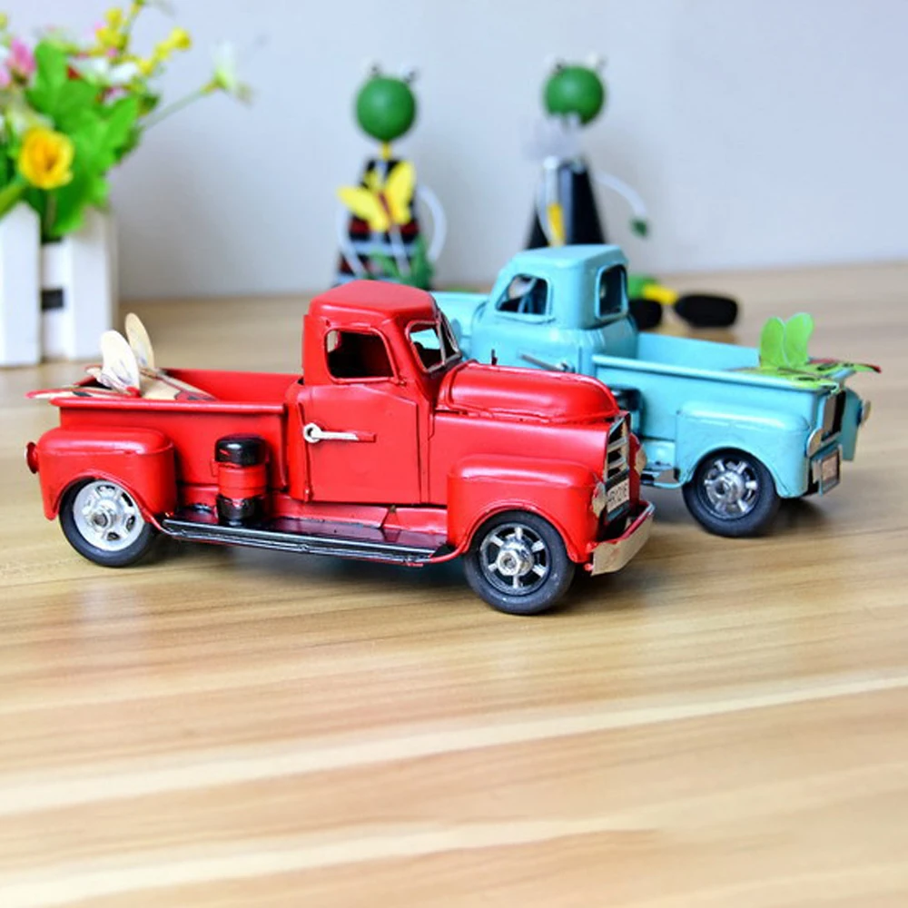 

1pc Metal Christmas Vintage Truck Vintage Handcrafted Kid Gift Table Top Decor 2 Colors Optional Home Office Decoration