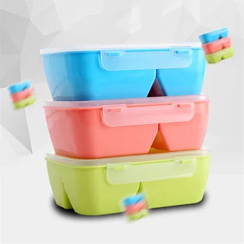 

New Plastic Food Container Portable Lunch Box with Spoon Capacity Camping Picnic Food Fruit Container Storage Box Color Random