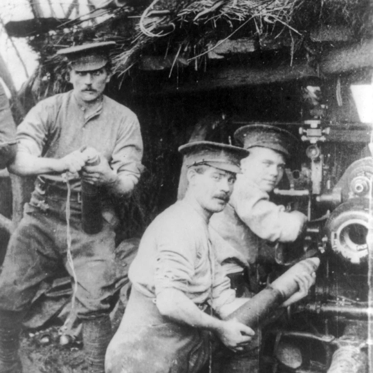 WWI британские солдаты загрузки Howitzer 1915 плакат печать по науке источник (24x36) | Дом и