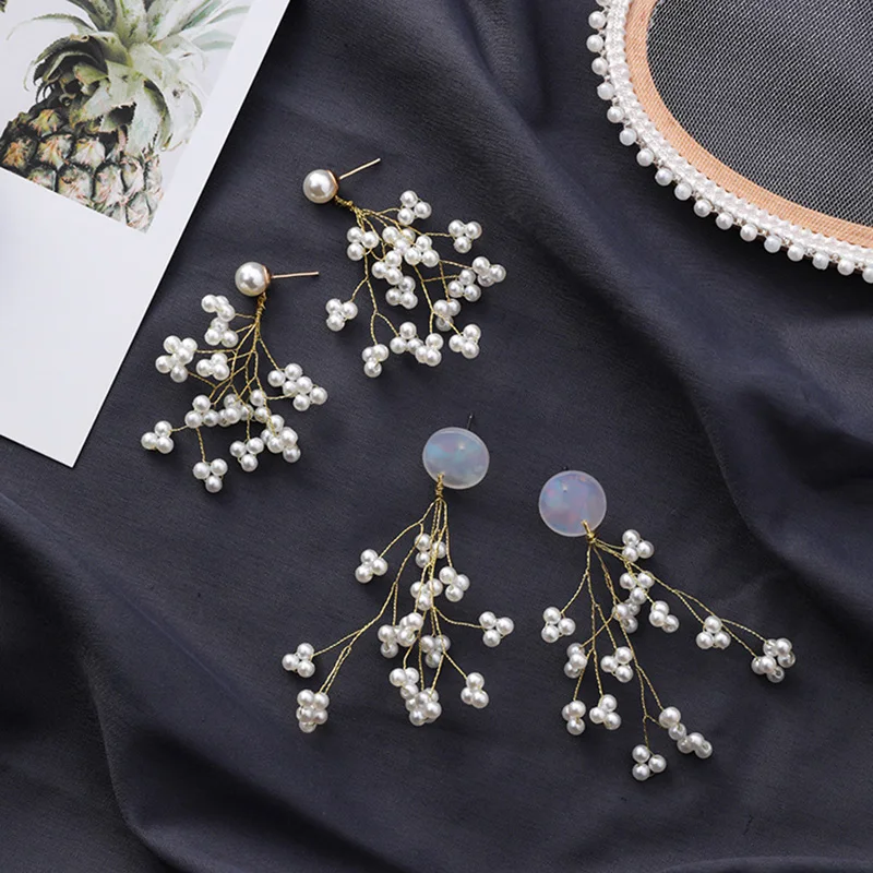 

Minimalist Golden Long Branch Pearl Pendant Earrings Ladies Chic Flower Pearl Flower Drop Earrings