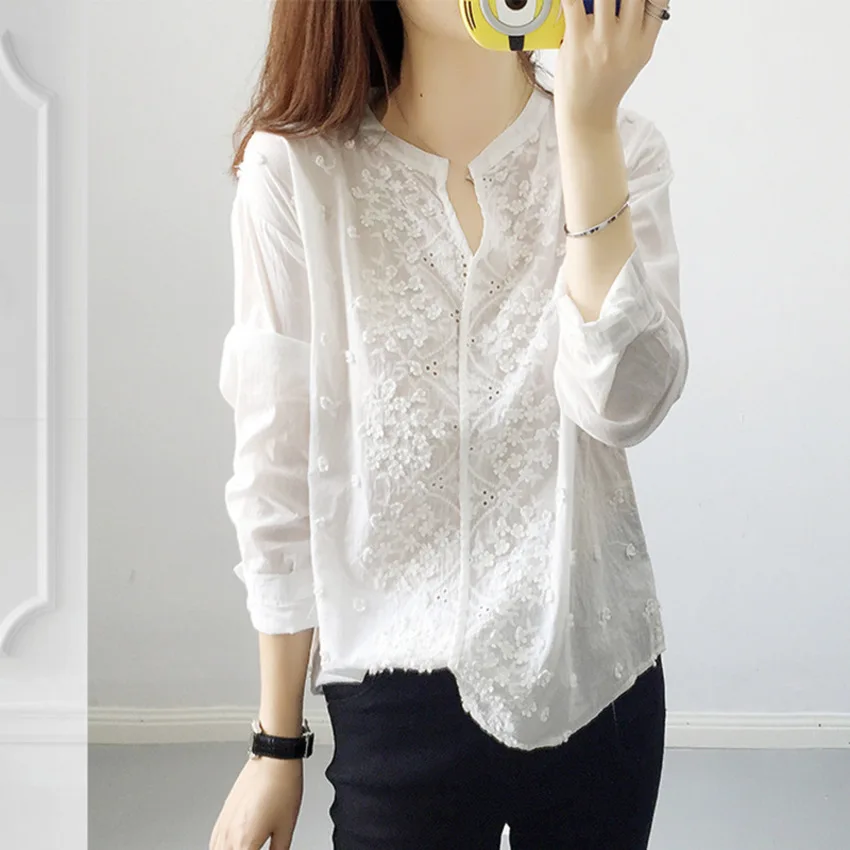 

2019 Floral Embroidered Lace Blouse Women V-neck Out White Shirts Tops Fashion Lady Long Sleeve Blusas Female