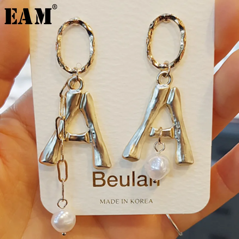 

WKOUD EAM Jewelry / 2018 New Fashion Temperament Metal Geometric Letter Asymmetrical Earrings Women's Accessories S#R138808A