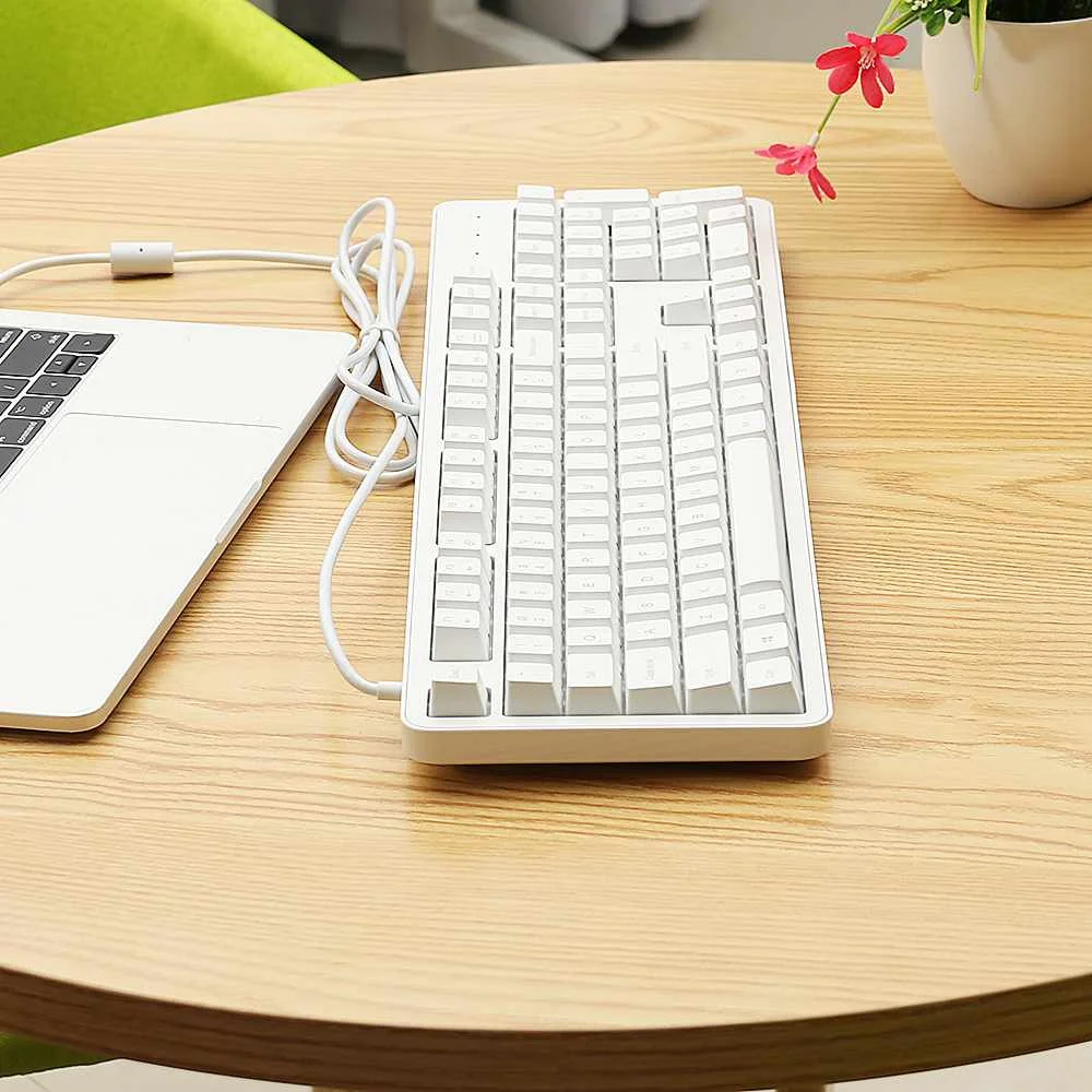 

MK06C Original 104Keys NKRO Cherry Red Switch USB Wired Mechanical Keyboard PBT Keycaps for Windows/ For mac os