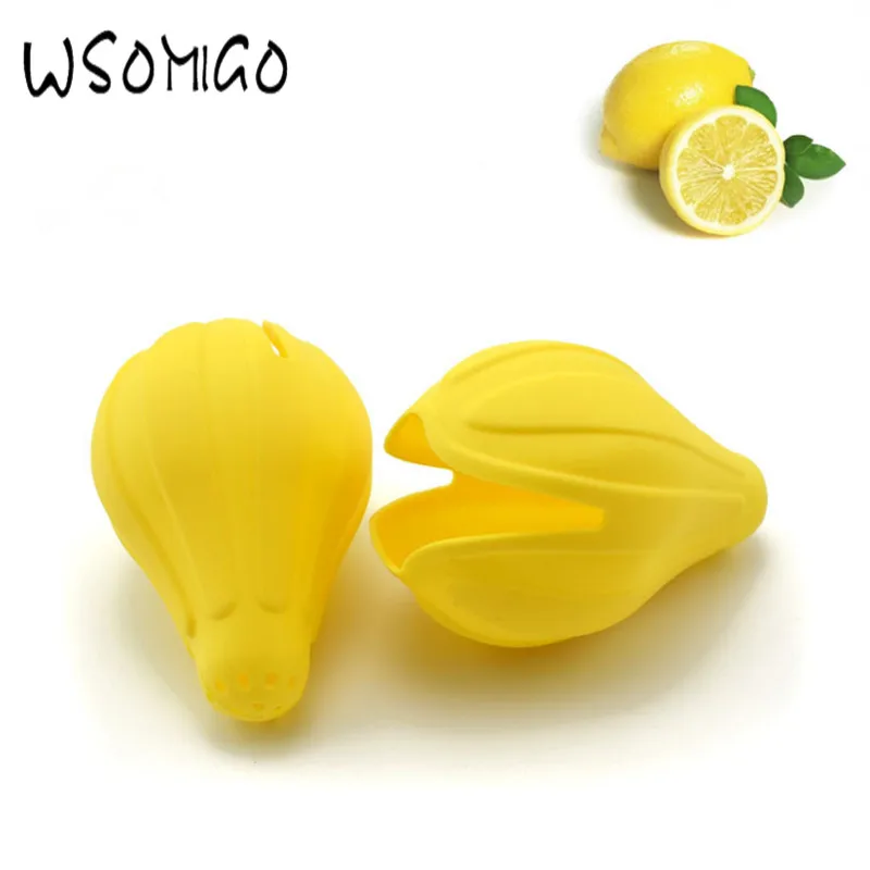 

WSOMIGO 1pcs Kitchen ToolsHand Pressure Lemon Juicer Gadget Hand-held Silicone Juicer Lemon Fruit Juicer Kitchen Accessories-S