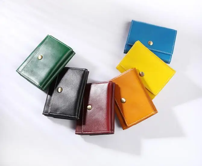 

Genuine Leather Handmade Small Wallet Simple Solid Short Purse