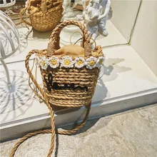 Female Straw Beach Bag Small Tote Crossbody Bags For Women 2019 Summer Wicker Designer Handbag Ladies Hand Rattan Messenger Bag Female Straw Beach Bag Small Tote Crossbody Bags For Women 2019 Summer Wicker Designer Handbag Ladies Hand Rattan Messenger Bag