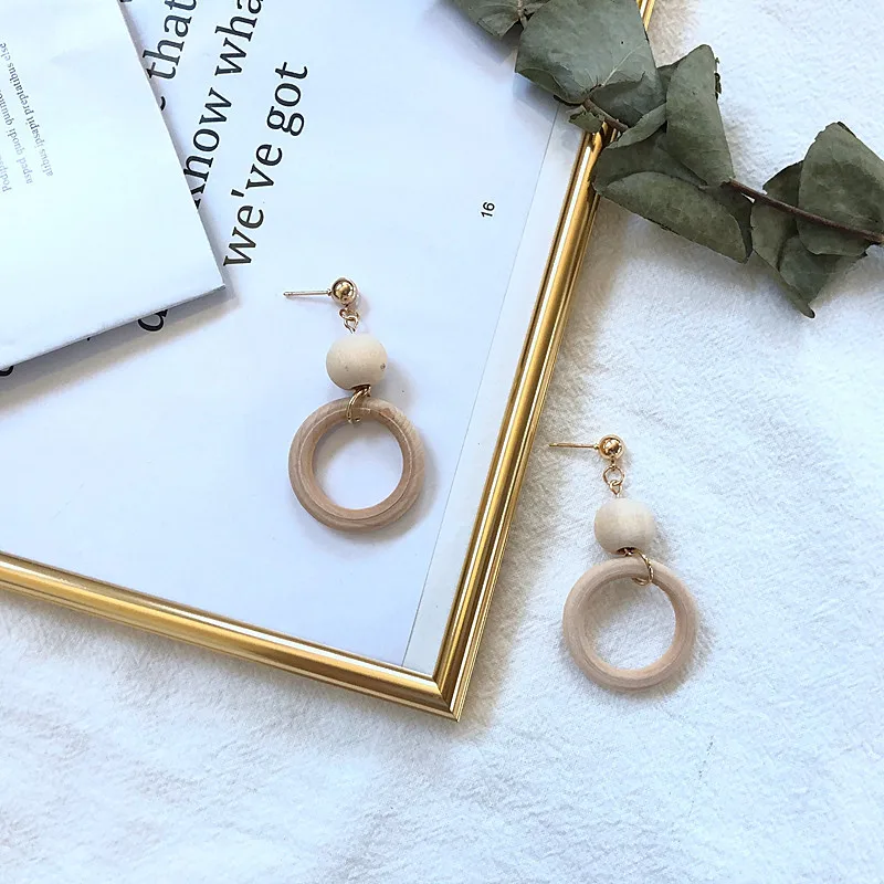 

New Fashion Women Earrings European And American Style Wooden Wood Geometric Round Cylindrical Long Earring For Women D8J60