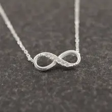 Collier à pendentif en cristal infini minuscule pour femmes, ras du cou, porte-bonheur, numéro 8, chaîne géométrique longue