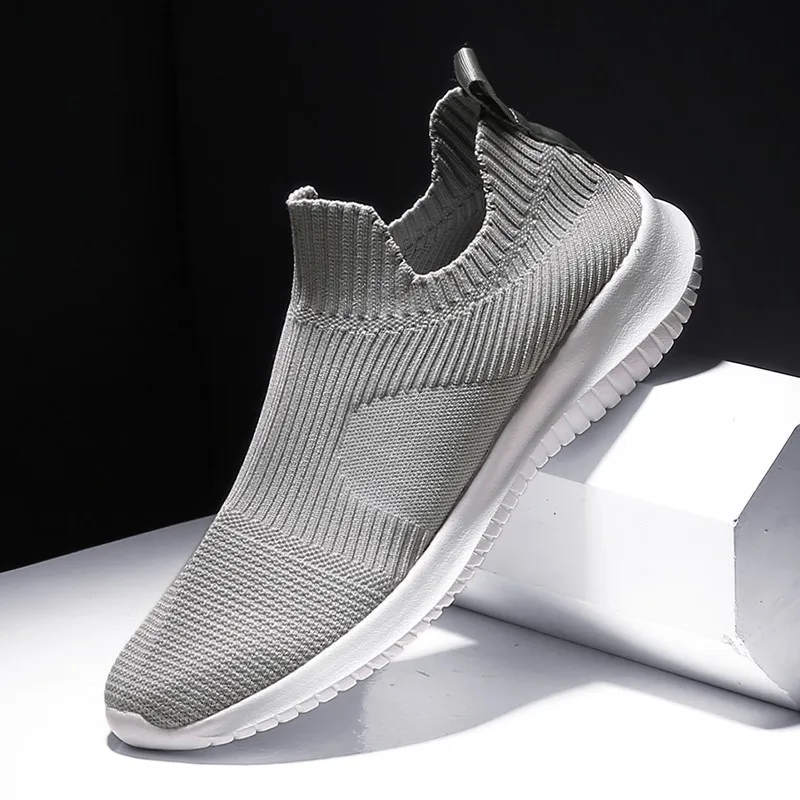 

Shoes for Man 2019 summer Fashion Brand footwear Lightweight Breathable man sock Sneakers hot Casual shoes Sapatos masculinos