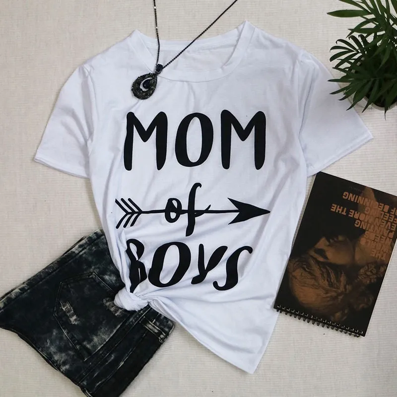 Футболка с надписью Mom of Boys|Футболки| |