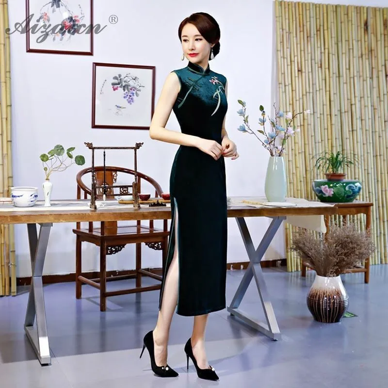 Новый бархат вышивка Cheongsam современный Китай Тонкий Глубокий зеленый длинное