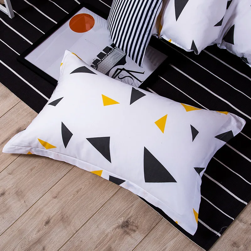 

1 Piece Colorful Triangle Print Pillow Case 100% Polyester Geometric Pillowcase Children Adults Bedroom Use 48cm*74cm 50