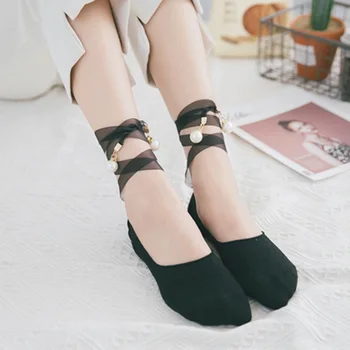 

Fashion Women Boat Socks With Pearl Bandage Non-Slip Invisible Nylon Socks Low Cut Soft Breathable Short Socks