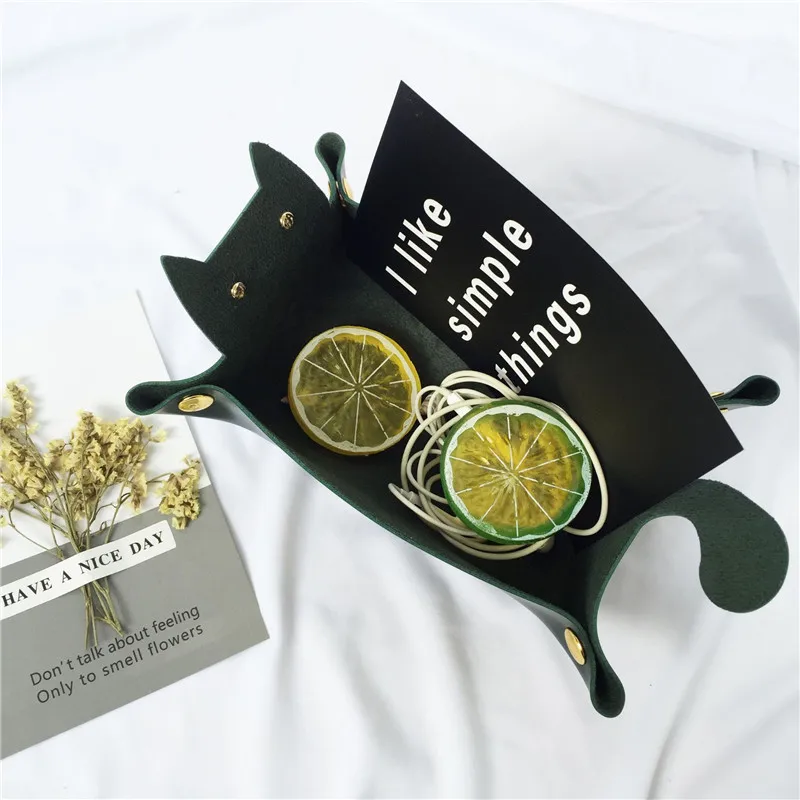 

Cat Shape Leather Storage Tray PU Leather Coin Key Makeup Tray Folding Tray With Velvet Cat Dice Rolling Tray Wallet Storage Box