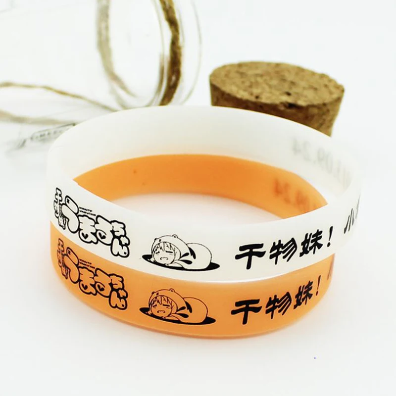 

1 Pc Lovely Anime Himouto Umaru-chan Luminous Silicone Bracelet Cartoon Wristband Cosplay Accessories Glow In The Dark Toys