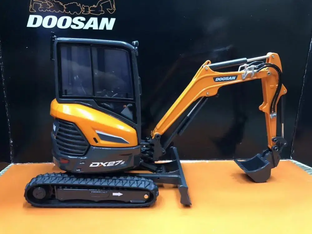 Универсальный хобби 1/25 масштаб DOOSAN DX27Z компактный литой экскаватор модель UH8141