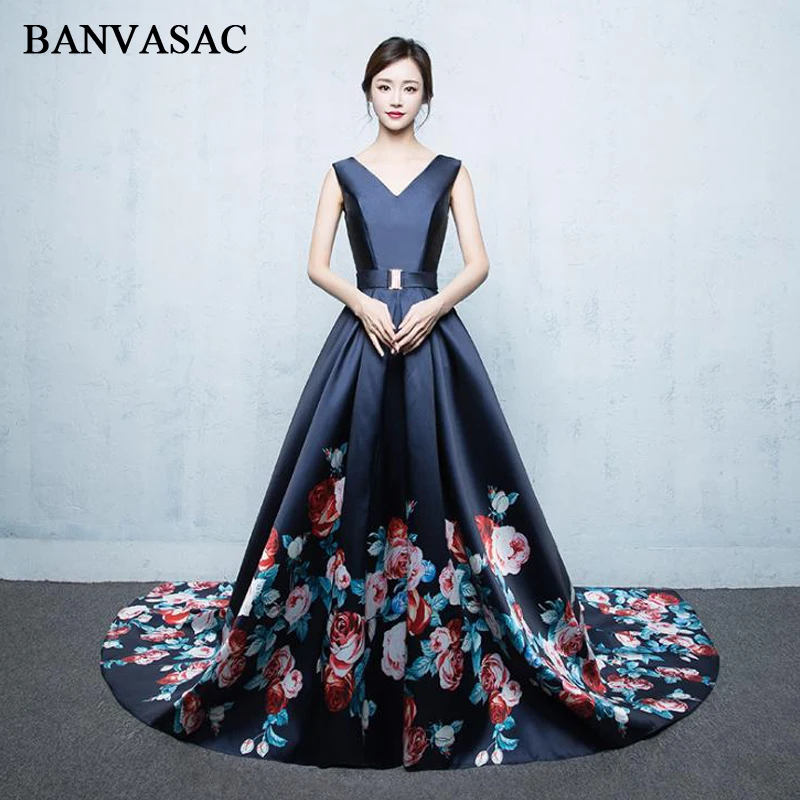 

BANVASAC Elegant V Neck Floral Print A Line Long Evening Dresses Party Metal Sash Sweep Train Backless Prom Gowns