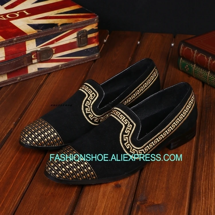 

Fashion Embroidery Lace Mens Groom Wedding Shoes Slip on Loafers Boats For men Genuine leather British Style Flats Shoes Hombre