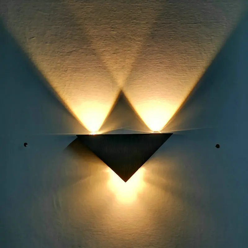 

Triangle Aluminum Wall Lamp Led Concise Modern Lamp Originality Bedside Decoration Lamp Corridor Aisle Background Wall Lamp Web