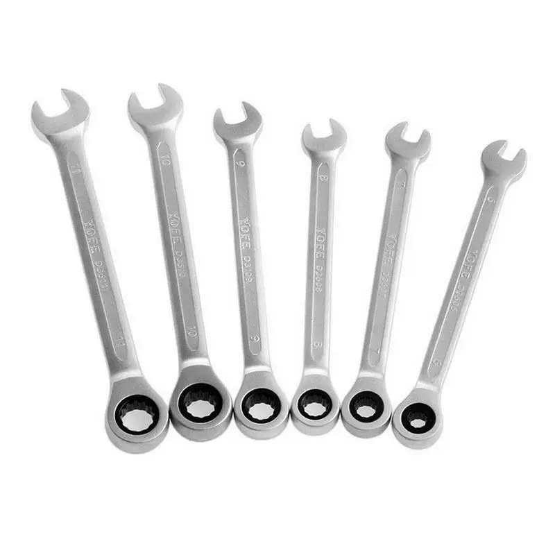 Крюк камаз гайка ключ. Ключ гайка восьмигранная для форсунок 16мм. Ключ для закручивания гаек. Гаечный ключ и болт. Ключ под гайки хино 300.