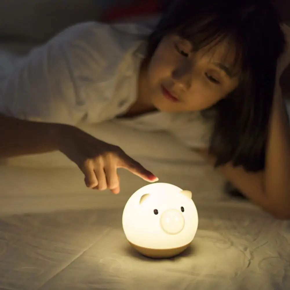 

Cartoon LED Cute Little Night Lights Creative Pig Pig Pat Lamp Tumbler USB Silicone Night Lantern Kids Baby Gifts