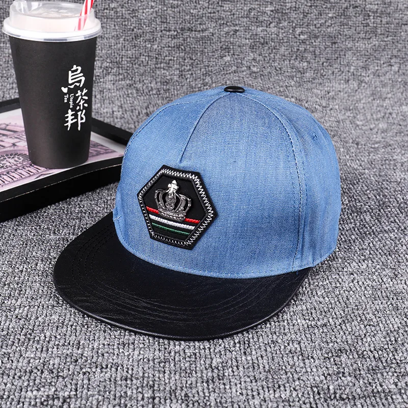 

Mens Womens Snapback Hat KING Crown Baseball Caps Adjustable Hip Hop Hats Black Summer Peaked cowboy Crystal Sun Cap