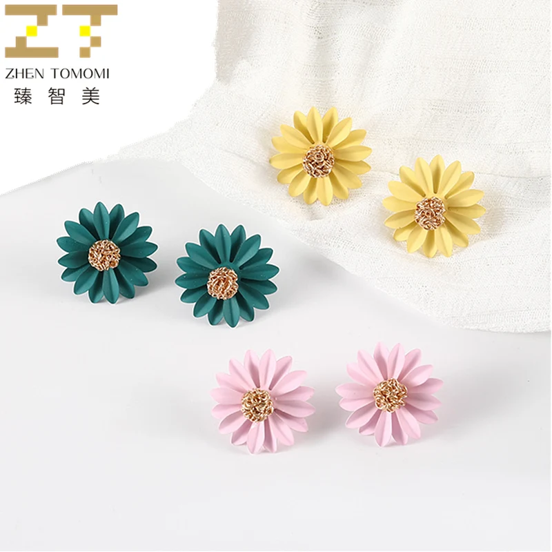 

New Fashion Jewelry Wild Bohemian Earrings for Women Sunflower Flower Stud Earrings Sweet Temperament Female Statement Earrings