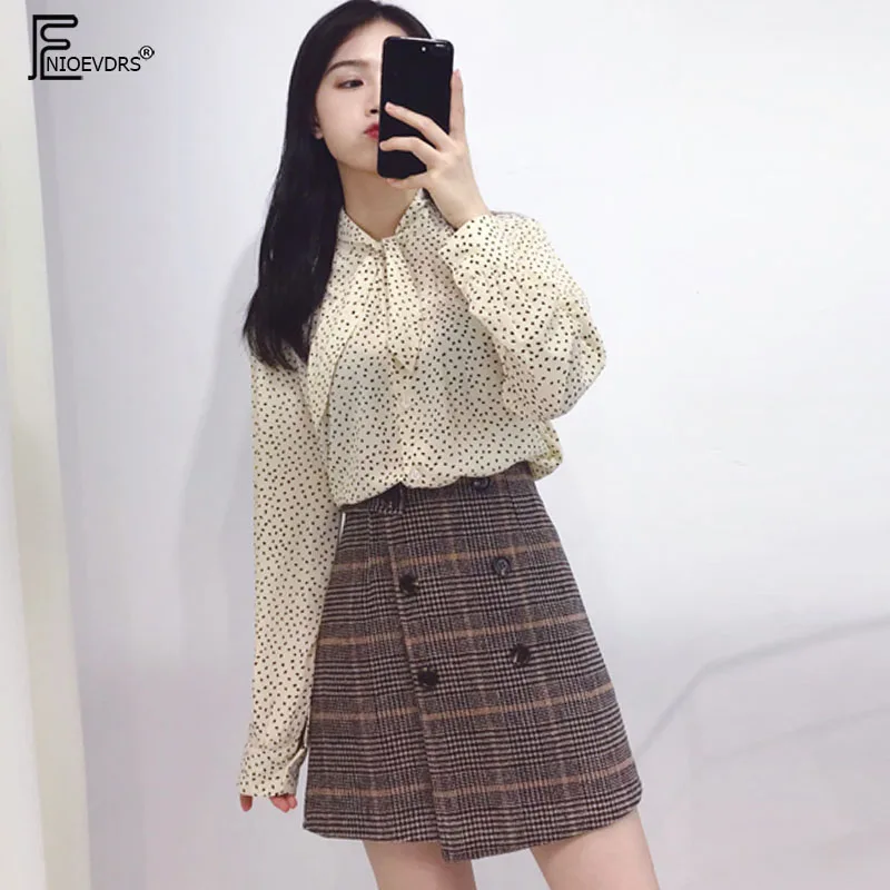 

2019 Spring New Arrivals Basic Shirts Blouses Women Cute Preppy Korean Style Girls Design Bow Tie Top Polka Dot Blouse 1269