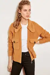 Трикотажная куртка с горчичным карманом Trendyol TCLAW19ZH0068