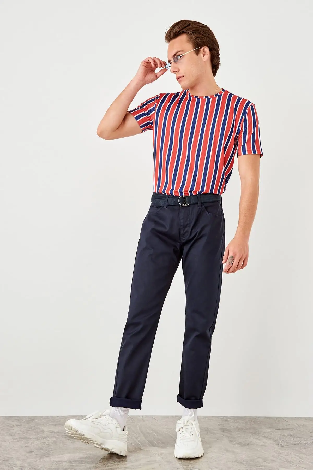 Trendyol Новые темно синие мужские джинсы TMNSS19DT0001| |