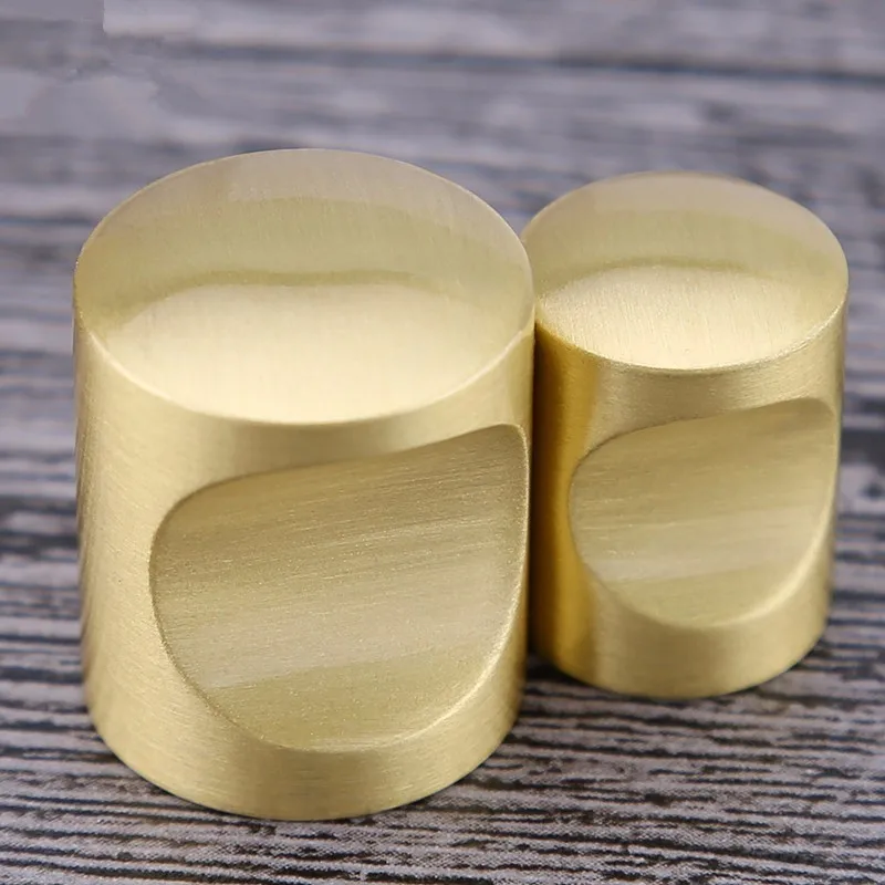 

New Brass handle Nordic style door handle gold light luxury wardrobe handle kitchen furniture cabinet models porta tempero