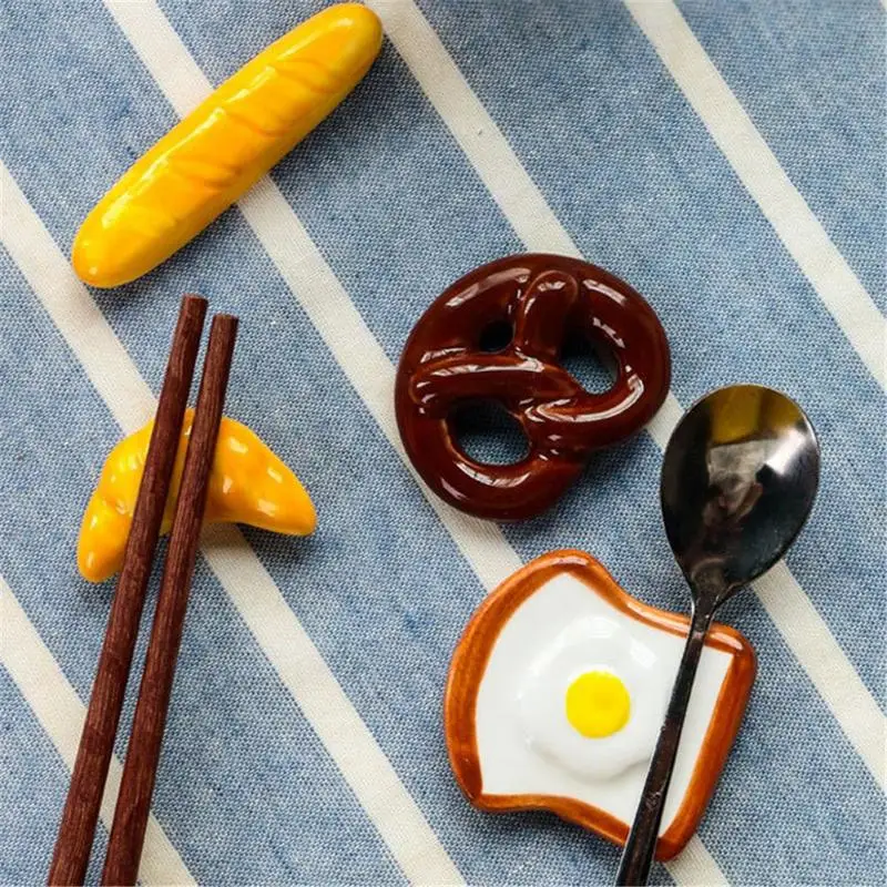 

Japanese Ceramic Chopsticks Holder Cute Bread Shape Breakfast Ornaments Flatware Spoon Holder Desktop Pen Holder