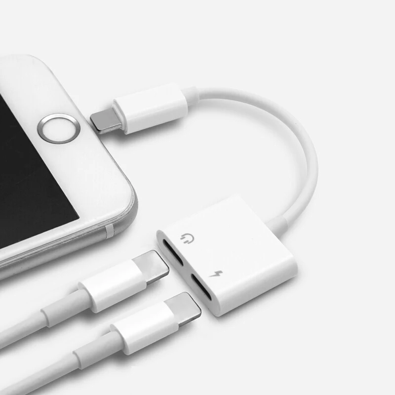 Goede Dubbele Jack Opladen Audio Adapter voor iPhone 7 8 Plus X voor IOS 12 Muziek of Bel Voor Hoofdtelefoon Audio lading Adapter Converter