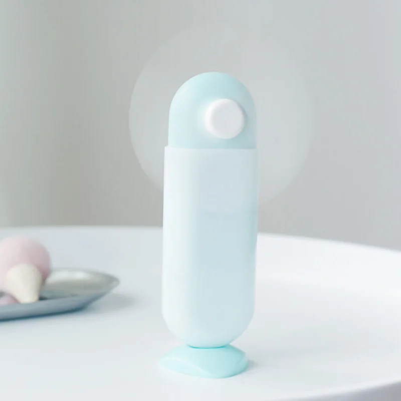 

Pocket Portable Mini Fan Cute Storage Type Small Fan Handheld Rechargeable Fan Retractable Small Fan