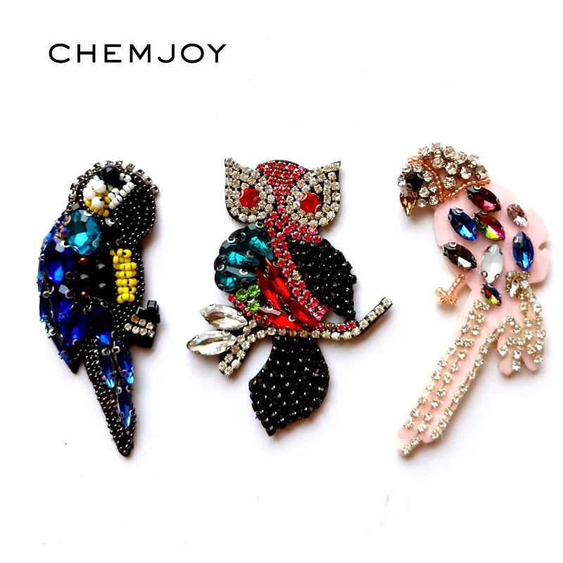 

Beaded Rhinestone Owl Bird Patches for Clothing Bags Sweater DIY Animal Parches Sewing on Beading Applique Cute Brooch Patch