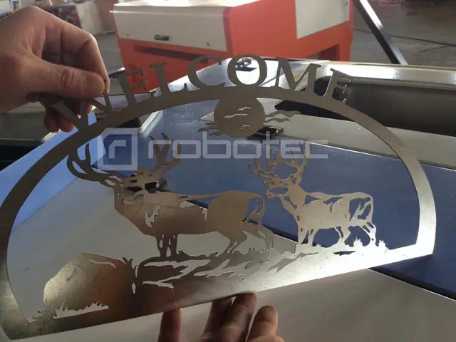 Best Price Factory supply 80w CO2 wood CNC Laser Engraving Machine, 3d Laser cutter machine for Steel/Plastic/leather/mdf/acrylic Best Price Factory supply 80w CO2 wood CNC Laser Engraving Machine, 3d Laser cutter machine for Steel/Plastic/leather/mdf/acrylic