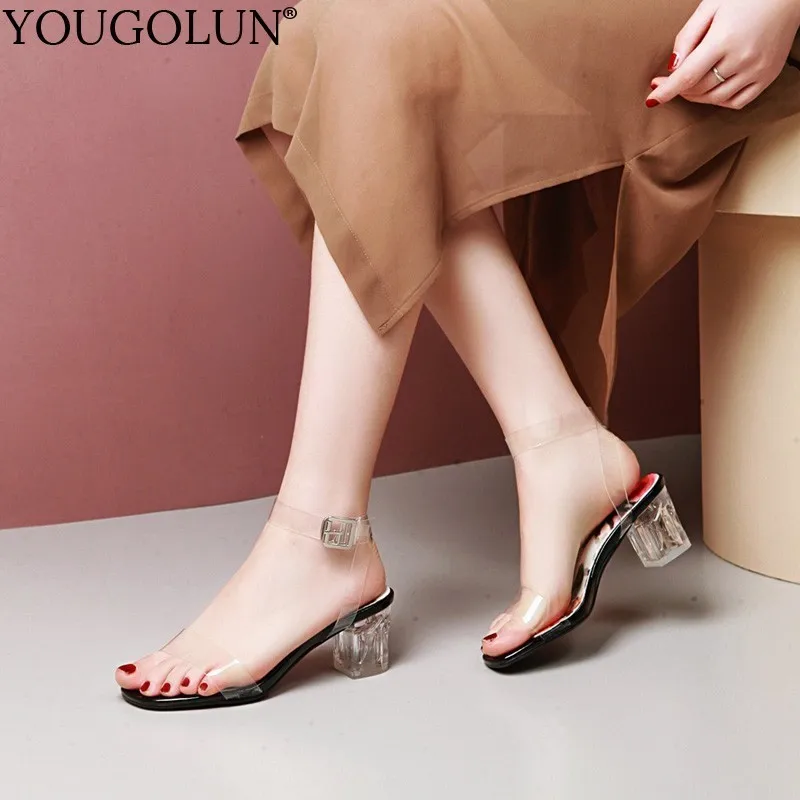 

Women Clear Sandals Summer Sexy Ladies Open Toe Square Heel Sandal Buckle Strap Fashion Womans High Heels White Party Shoes A079