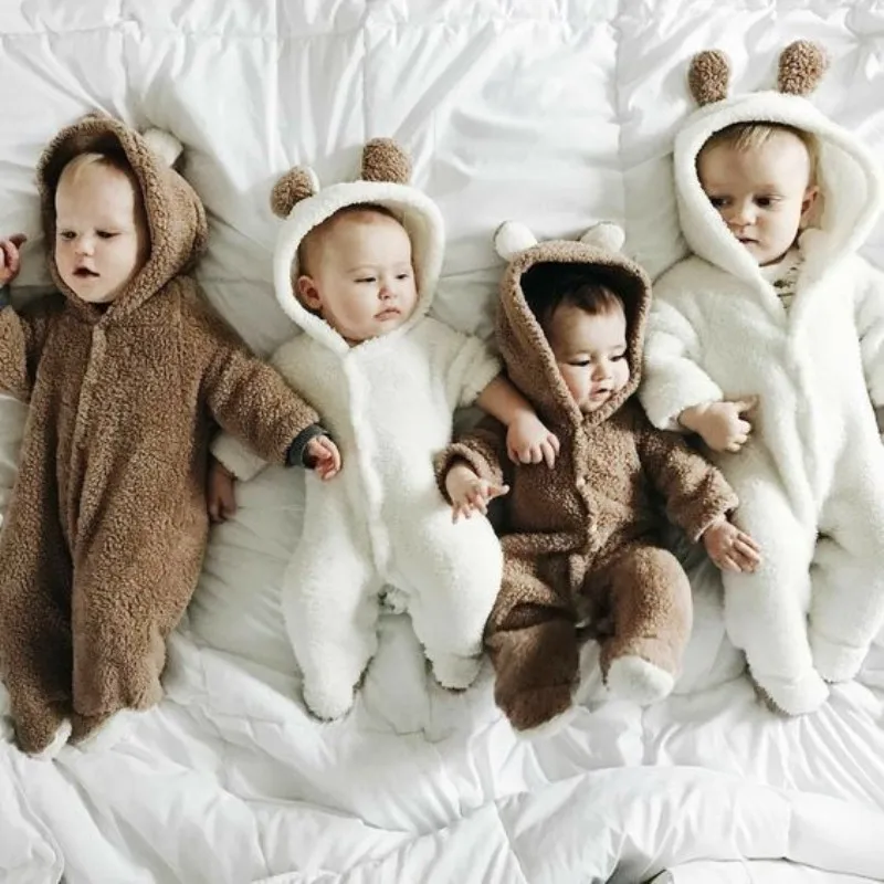 

Newborn Baby Girls Boys Fuzzy Thick Rompers Solid white zipper Hooded ropa bebe Jumpsuit Winter Romper baby boy girl Clothes