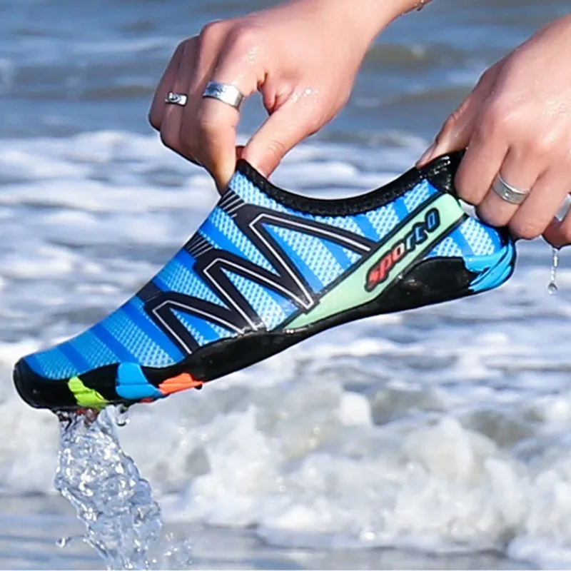 

Lightweight Aqua Shoes Men Women Slip-on Sneakers Quick Dry Swimming Footwear Unisex Outdoor Breathable Upstream Beach Shoes