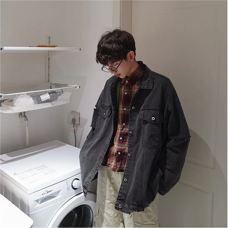 Spring New Denim Jacket Men Fashion Wash Retro Solid Color Tear Hole Denim Jacket Man Streetwear Hip Hop Bomber Jacket Male