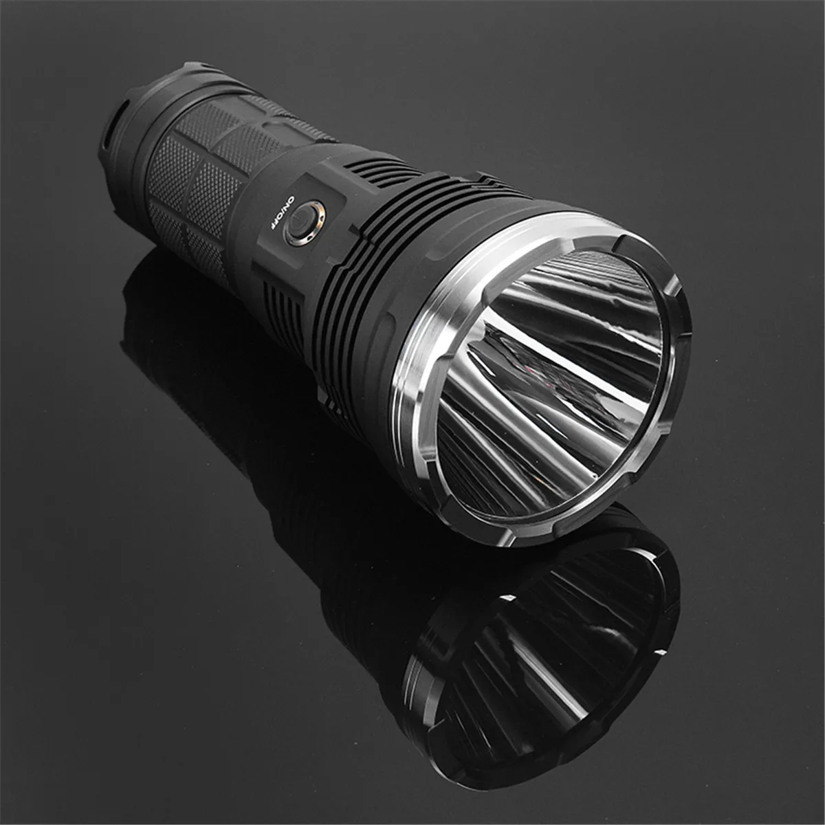 Светодиодный фонарик Astrolux MF02 XHP35 HI 3000LM NW дальний поисковый светодиодный