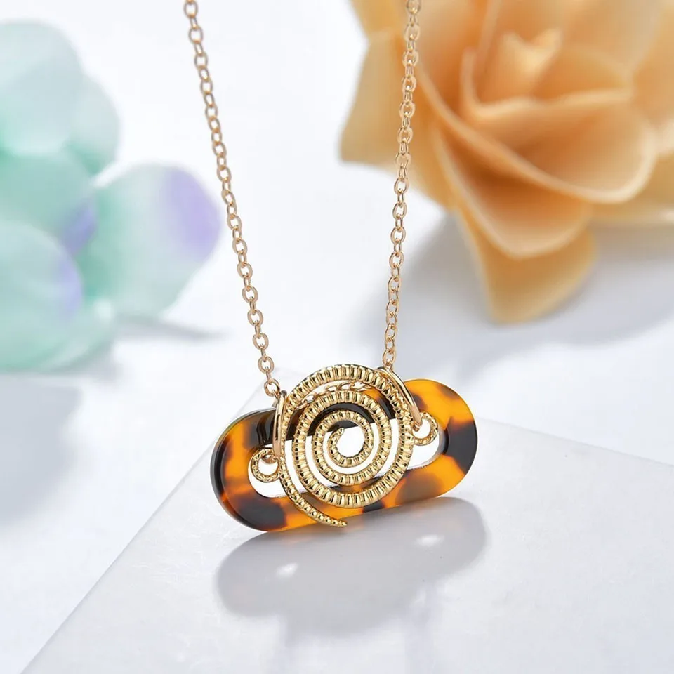 

Custom Women Vintage Geometric Pendant Necklaces Special Charm Necklaces Free Shipping Great Fashion Jewelry