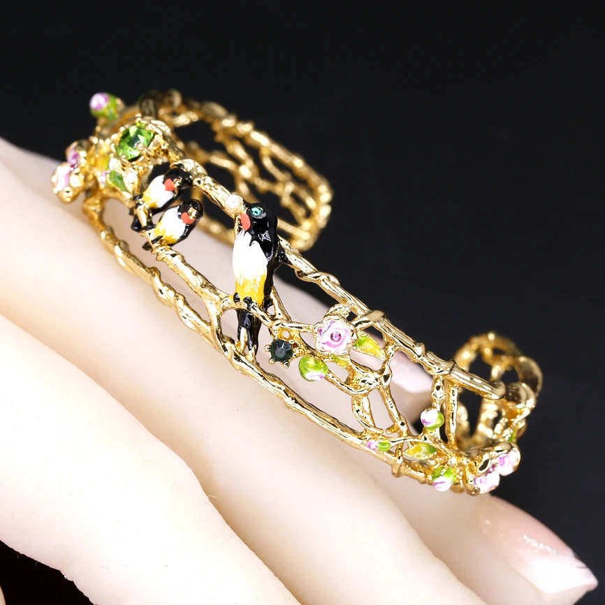 Spring Of Predation Swallow Series Hollow Out Magpie Flower Hatch Bracelet Woman | Украшения и аксессуары